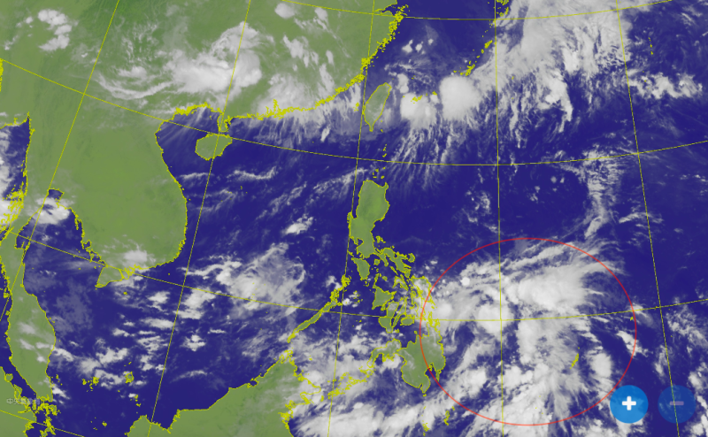目前在菲律賓東方海面上，有擾動發展中，中央氣象局今（9）日表示，未來是否會成颱還要持續觀察   圖：擷取自中央氣象局