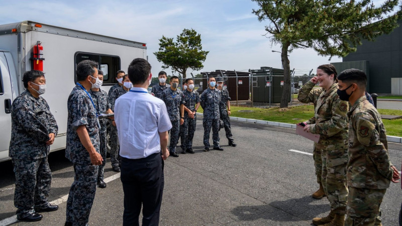 全球武漢肺炎疫情目前仍嚴峻，美軍駐日本基地之一的三澤空軍基地(三澤基地)，傳出有訪客確診武漢肺炎。   圖：翻攝自Misawa Air Base臉書