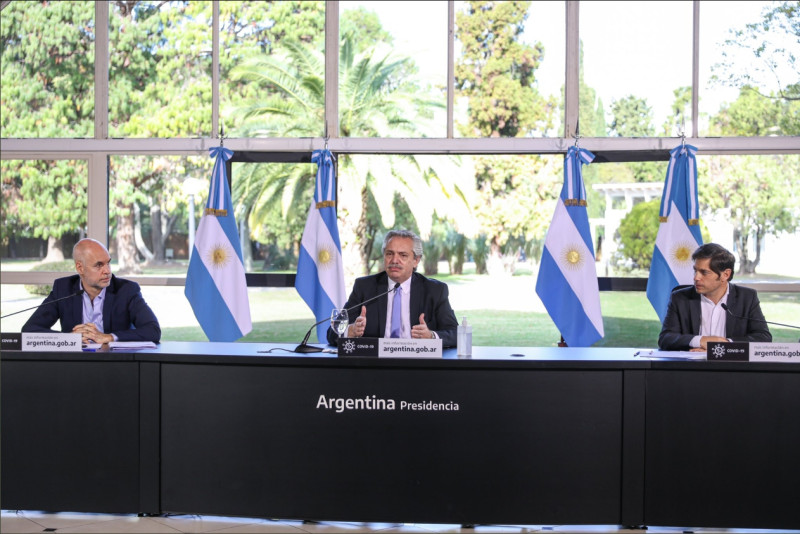 阿根廷總統艾柏托（Alberto Fernández）宣布隔離防疫措施延長，並稱這是「保護阿根廷人的生命的唯一方法」。   圖：翻攝自Alberto Fernández 推特