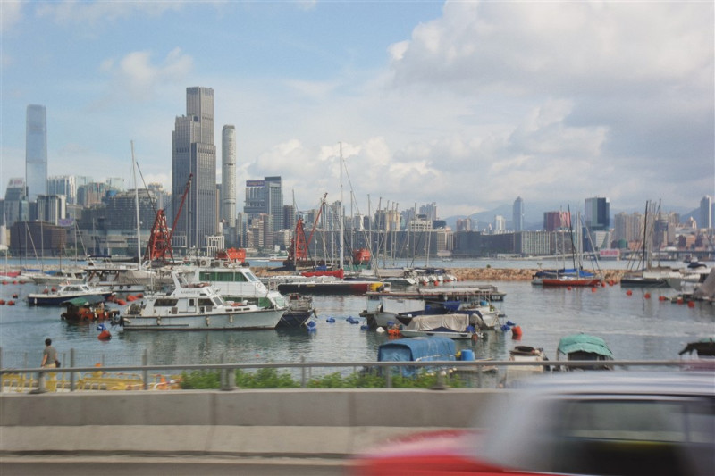 趕在中國表決港區國安法前，美國商務部長羅斯宣布，撤銷香港特殊地位，暫停對港執行優惠待遇規定，包括提供出口許可證豁免。   圖：取自Unsplash圖庫