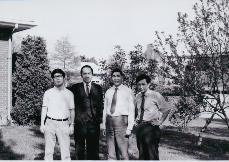 台獨聯盟中央委員宋重陽（左一）協助彭明敏出逃台灣後，1971年在美國首次與彭明敏教授、蔡同榮、周烒明醫師（右一）首次會面。   圖：台獨聯盟（何康美）／提供