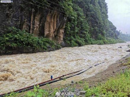 中國洪災不斷，鄱陽湖的水位不時上漲   圖：翻攝自微博