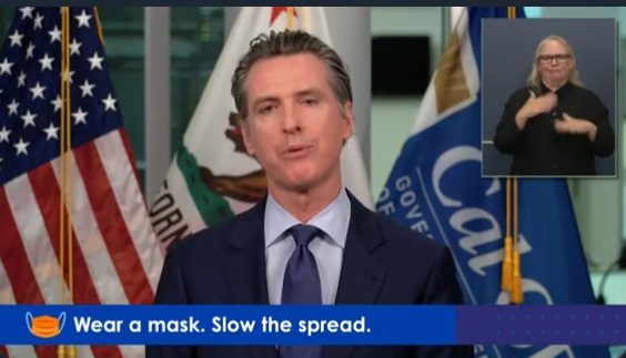 美國加州州長紐松舉行線上記者會，呼籲戴口罩減緩疫情擴散。   圖/截圖自Gavin Newsom推特影片