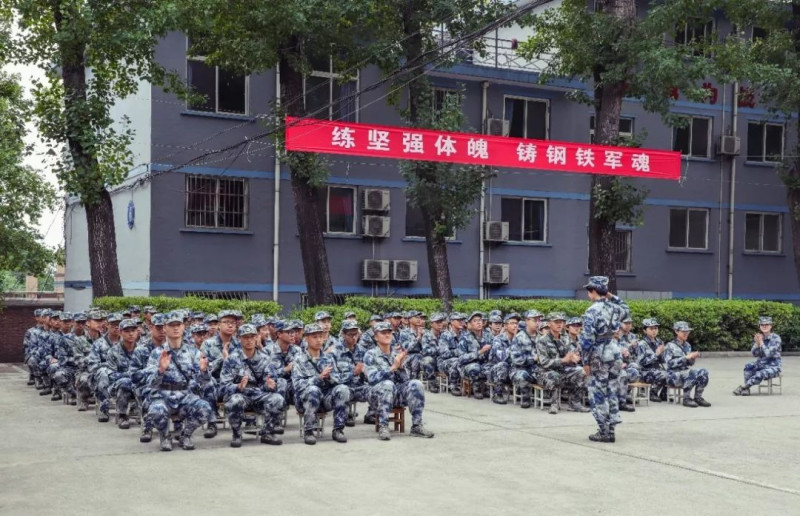 中國第四軍醫大學位於西安，在2017年更名為空軍軍醫大學，在校待遇豐厚，畢業還包分配職位，被稱為中國最牛逼的軍醫大學。   圖：翻攝自中國空軍軍醫大學微信