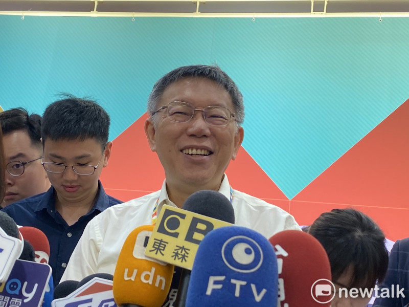 台北市長柯文哲今說，「我以後不會打民進黨，我專打新潮流！」   圖：周煊惠／攝