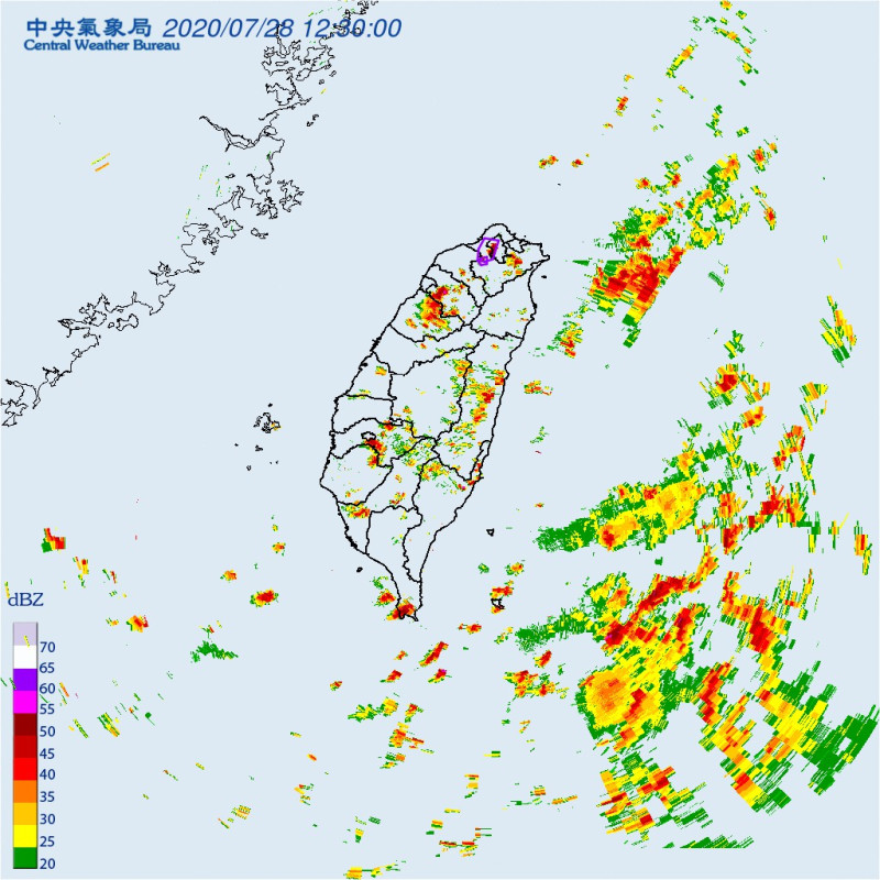 中央氣象局今針對「臺北市、新北市、桃園市」發布大雷雨即時訊息，持續時間至13時45分止。   圖：擷取自中央氣象局