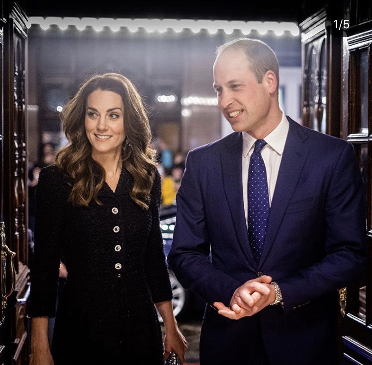 凱特王妃和威廉王子2001年一同就讀於聖安德魯斯大學時認識，愛情長跑多年終於在2010年訂婚，並於2011舉行世紀婚禮。   圖：翻攝自IG kensingtonroyal  