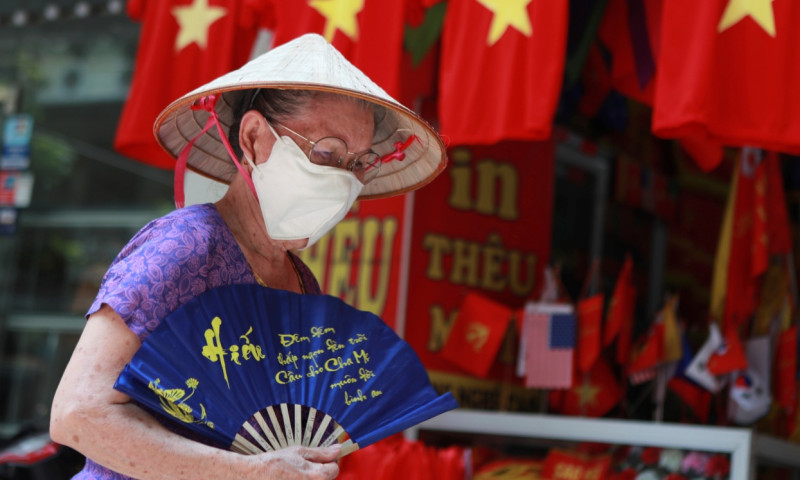 越南爆發新的一波武漢肺炎疫情，在中部峴港出現本例案例。   圖:AP images