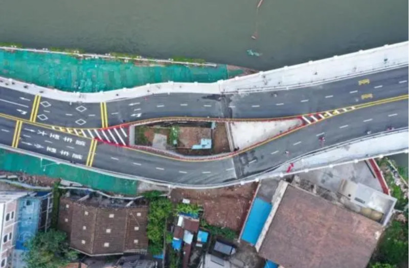廣州海珠湧大橋為了「釘子戶」特地繞道而建。   圖:翻攝自《觀察者網》
