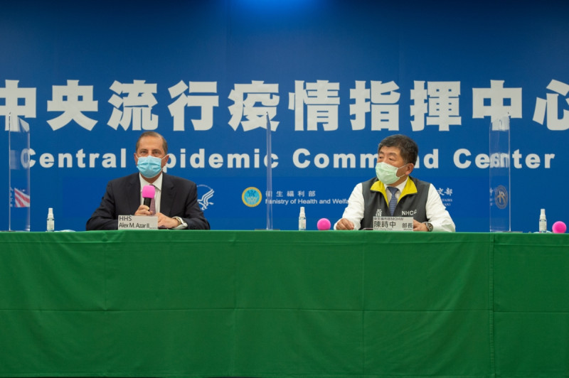 美國衛生部長阿扎爾表示，中國阻擾台灣參與世界衛生組織，對全球公共衛生領域有不良影響。   圖：中央流行疫情指揮中心/提供