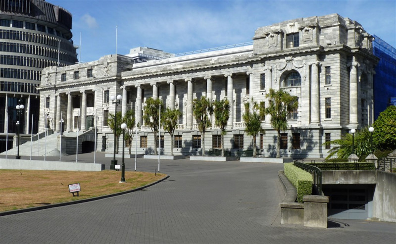 紐西蘭總理阿爾登將國會大選延後4週至10月17日舉行。圖為紐西蘭國會大廈。   圖：取自維基共享資源網頁／作者Michal Klajban，CC BY-SA 4.0