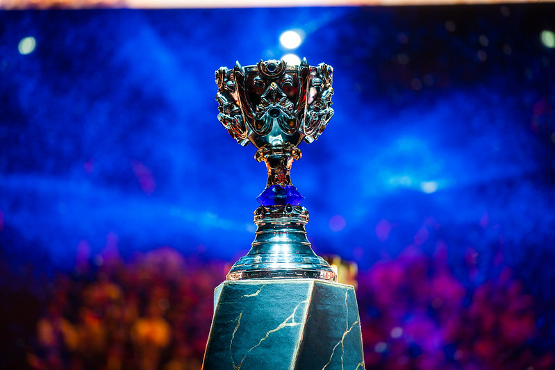 《英雄聯盟》S10世界大賽即將於9月25日於中國上海市開戰，今年的冠軍獎金分配從原本的37.5%削減為25%並分給其他決賽隊伍。   圖：Cisco/提供