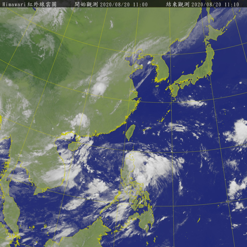 從衛星雲圖上可見，台灣鵝鑾鼻東南方有一股南方雲系已經形成熱帶擾動，它週末開始北移。   圖：中央氣象局/提供