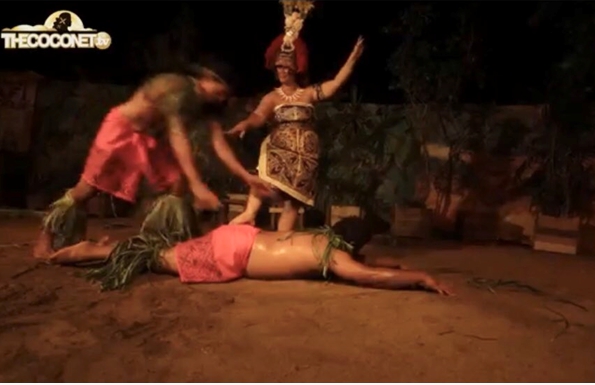 薩摩亞人也有踩人肉地毯的習俗。   圖 : 翻攝自環球網