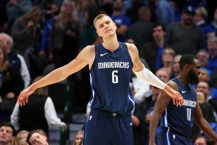 「波神」Kristaps Porzingis將因傷缺席天王山之戰。   圖／美聯社／達志影像