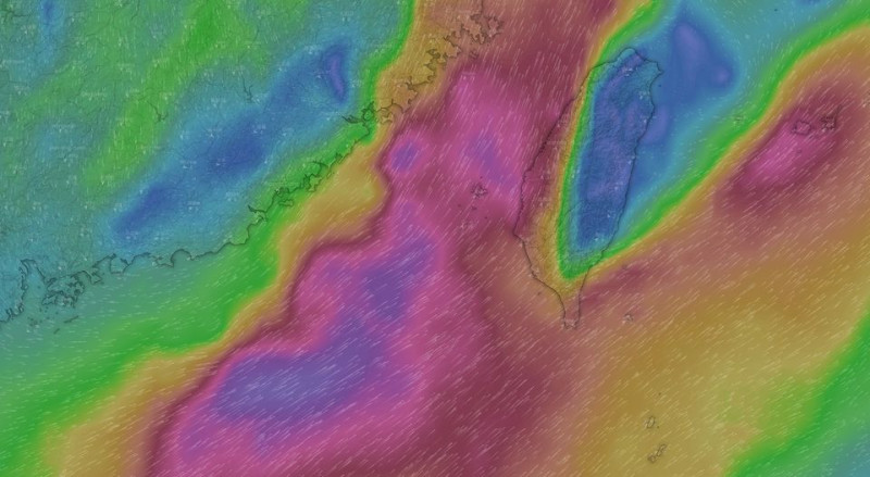台灣颱風論壇表示，西南風強風軸今天下午抵達台灣上空，中午至夜晚南部要注意大雨。   圖：翻攝台灣颱風論壇臉書粉絲專頁