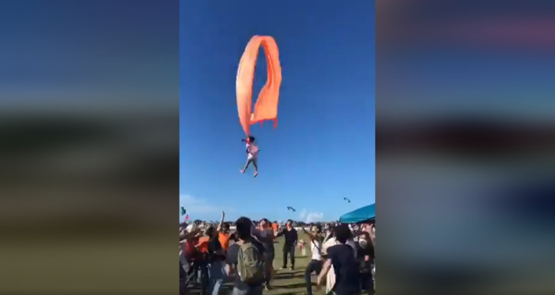 竹市風箏節發生女童遭風箏捲入空中的驚悚事件，所幸並無大礙。   圖：擷取自臉書