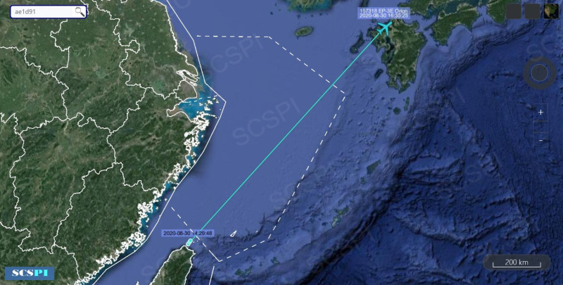 南海戰略態勢感知計畫平台昨日發文表示，30日1架美國海軍EP-3E電子偵察機疑似直接從台灣起飛。   圖：取自推特@SCS_PI