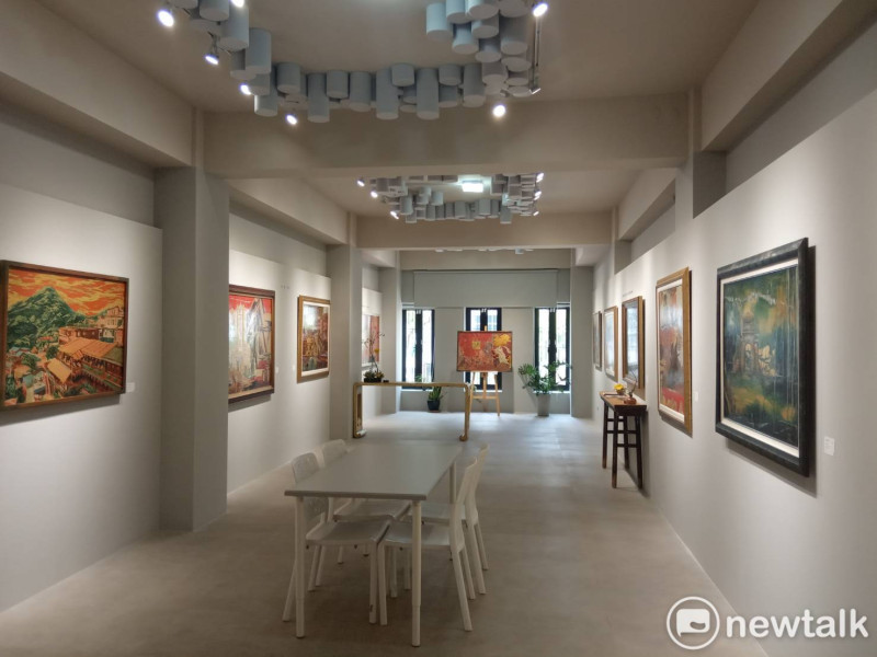 高雄正觀藝術中心目前推出越南第三代漆畫國寶級藝術家阮長靈個展。   圖：孫家銘/攝