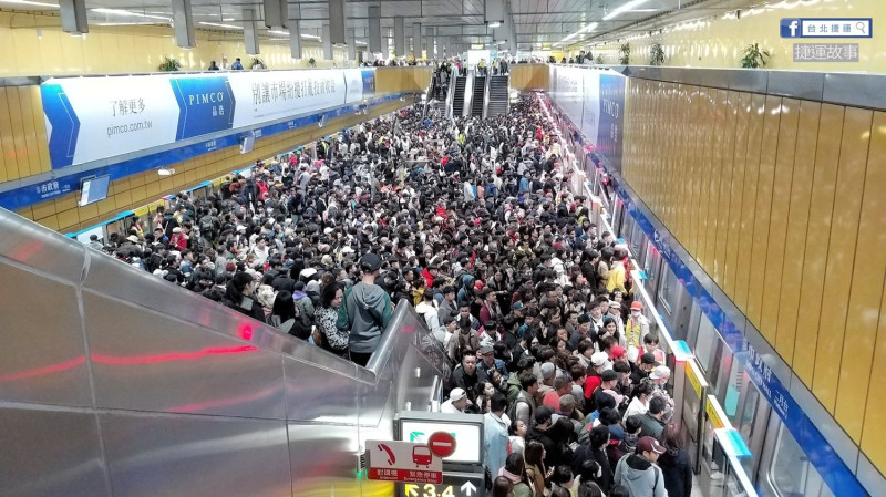 網傳捷運站迷魂盜，台北市政府警察局捷運警察隊澄清說明。   圖：取自台北捷運粉絲團