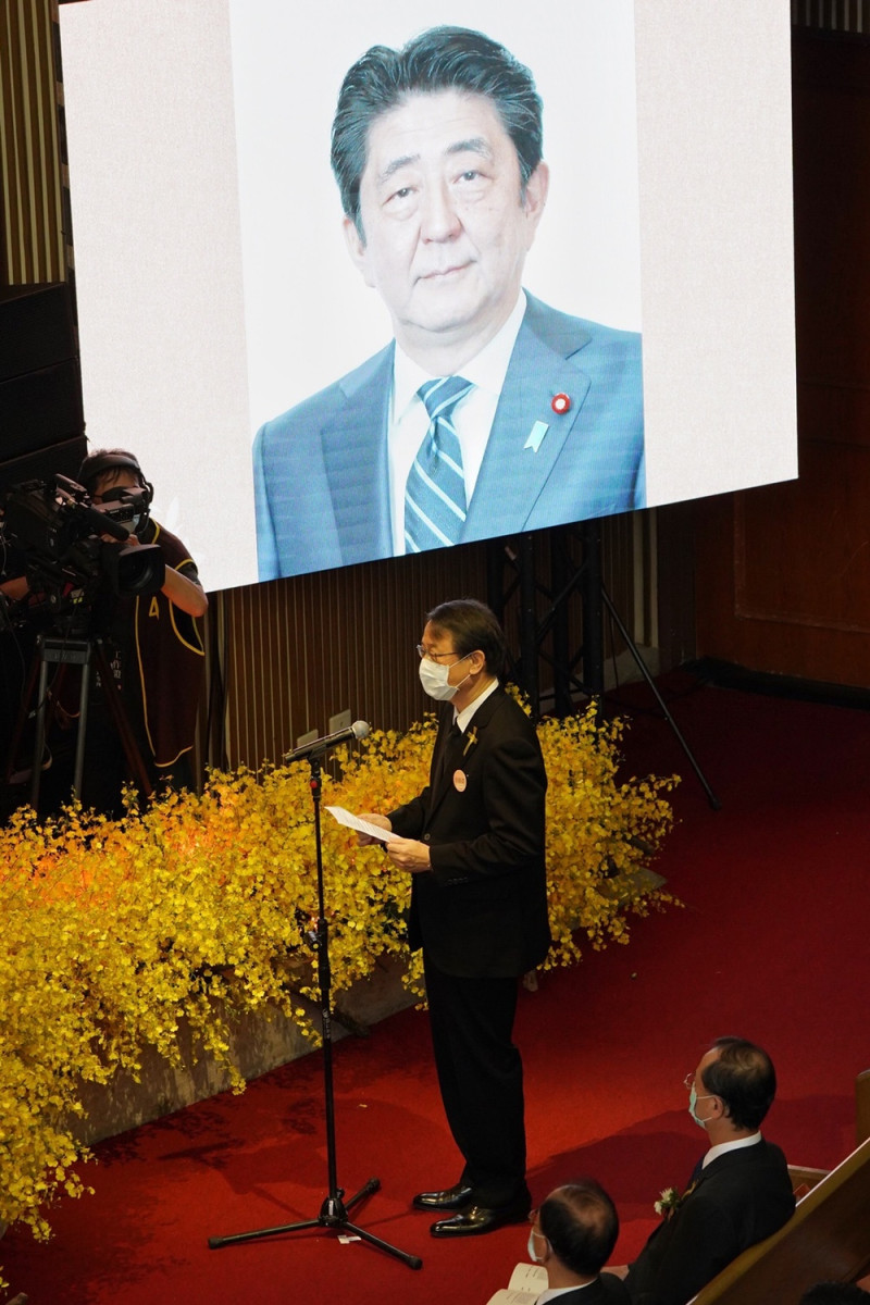 日本前首相安倍晉三透過駐台代表發表追思李登輝談話   圖：台北市攝影記者聯誼會提供