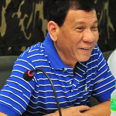 菲律賓總統杜特地雖然是強人，但也沒辦法說服國內鷹派接受其親中政策   圖：杜特地推特