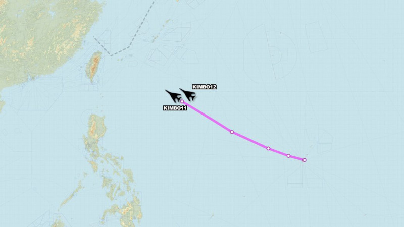 近日共機頻頻擾台，而根據紀錄軍事飛行器動態的推特帳號「飛機守望」今顯示，2架美軍B-1B轟炸機正朝著台灣方向飛來。   圖/飛機守望（Aircraft Spots）推特