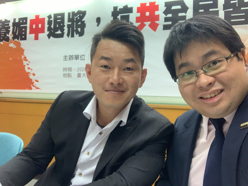 律師黃帝穎（右）、台灣基進立委陳柏惟（左）。   圖：翻攝黃帝穎臉書