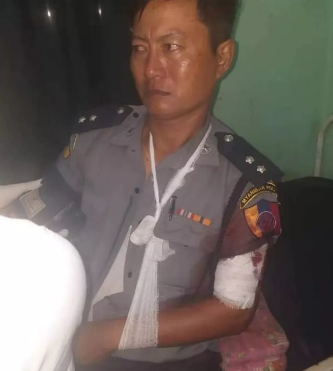 昨(5日)緬甸不明人士將一枚炸彈投擲到巡邏車上，炸死3名警察與1位民眾，截至目前為止共10人受傷。   圖 : 翻攝自緬甸中文網