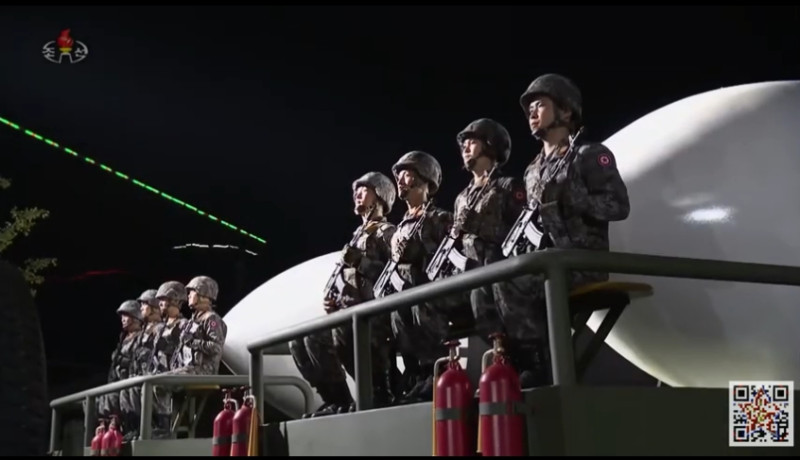 北韓閱兵畫面。   圖 : 翻攝自Korean Central TV  Youtube