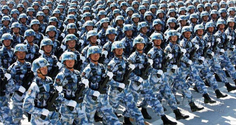 充滿男子氣概的中國人民解放軍。   圖：翻攝百度