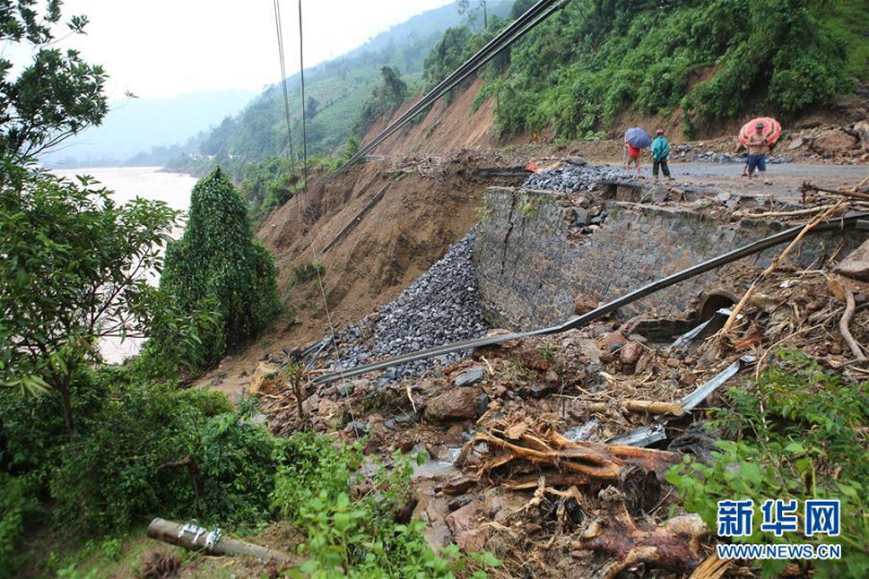 越南中部暴雨洪災   圖：翻攝自新華網