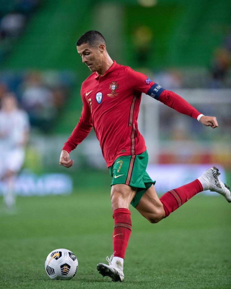 葡萄牙足球明星「C羅」羅納度（Cristiano Ronaldo）成Instagram年度富豪榜榜首。   圖：翻攝自Cristiano Ronaldo臉書