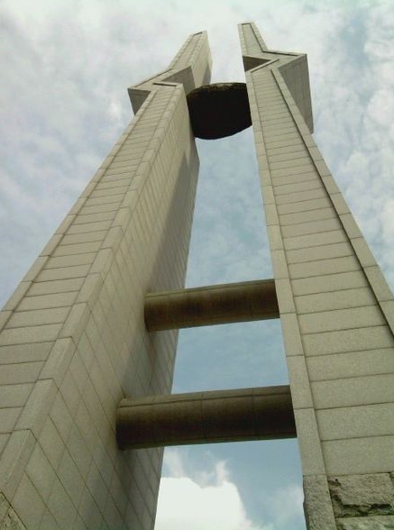光州民主化運動犧牲者的紀念塔。   圖 : 翻攝自維基百科