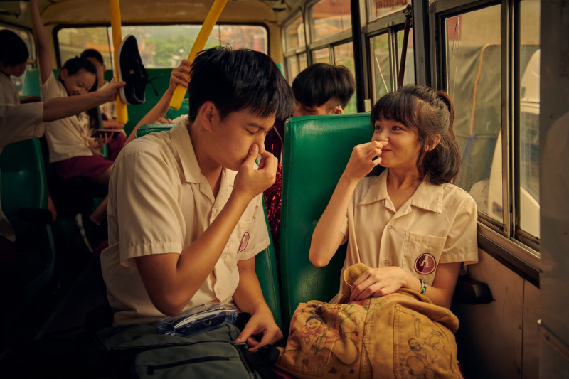 在電影《無聲》中劉子銓(左)飾演一位轉學生，對陳姸霏(右)有好感，一直保護著她不被其他同學侵犯。   圖：CatchPlay/提供