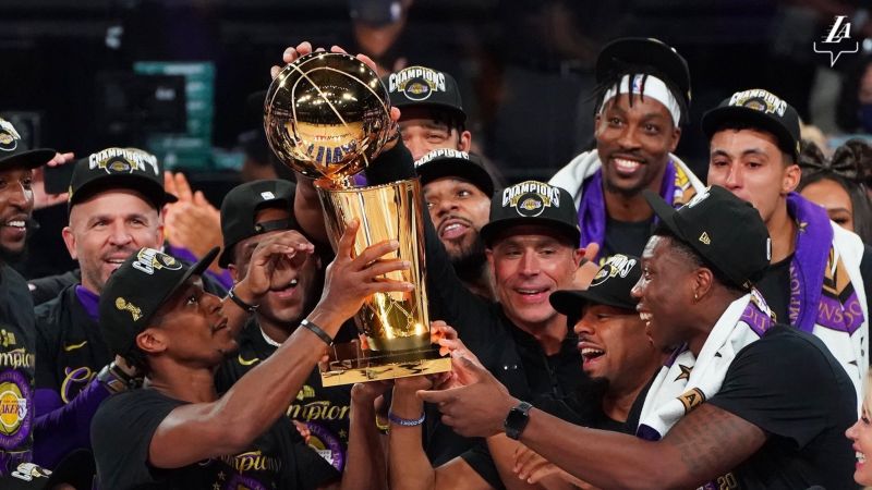 湖人擊敗熱火勇奪隊史第17冠。   圖／取自Los Angeles Lakers湖人官方推特