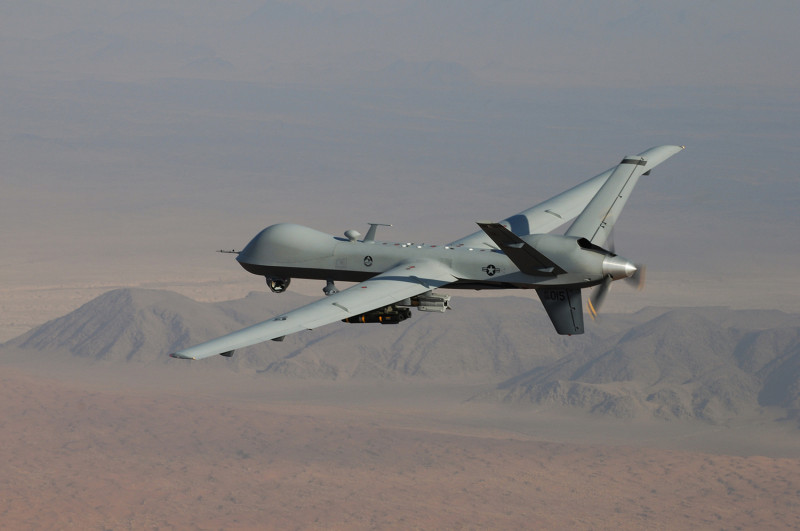 MQ-9無人機由地面人員操控，還能將飛機拆解後運送，方便全球部署，戰力也相當驚人。   圖：翻攝自美國空軍官網