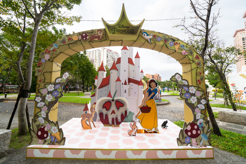 「迪士尼公主的童話森林」第六站：白雪公主 夢幻森林。    圖：新北市觀光旅遊局提供