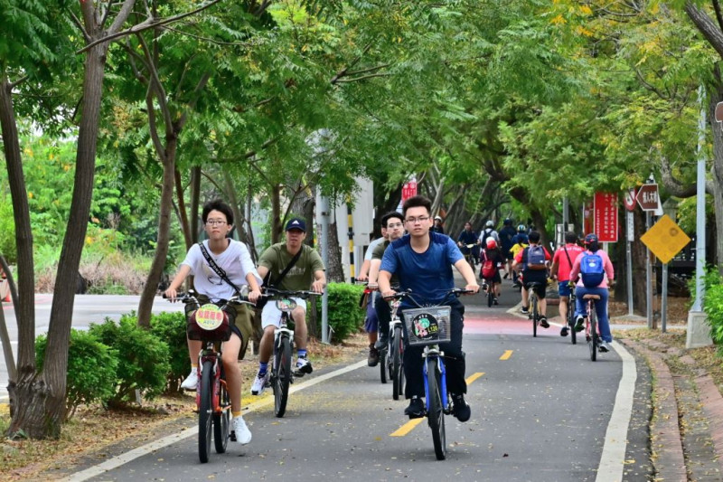 東豐自行車道吸引眾多遊客。   圖 : 台中市政府/提供