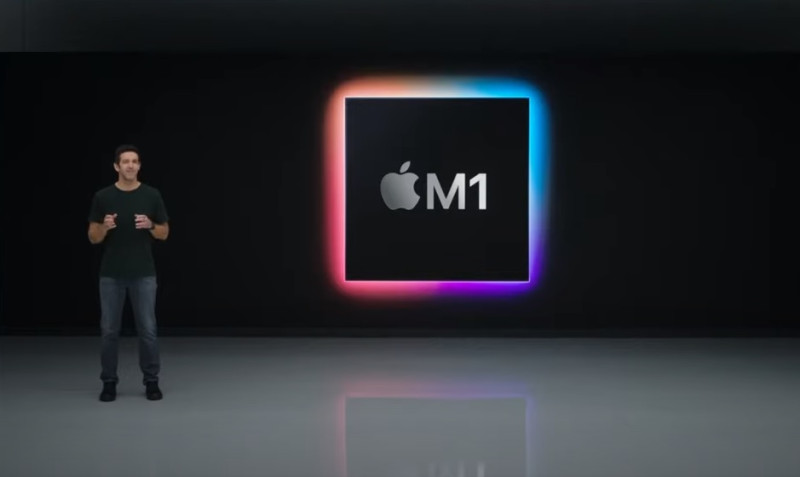 蘋果新的MacBook電腦採用自家處理器Ｍ1。   圖：取自蘋果直播影片