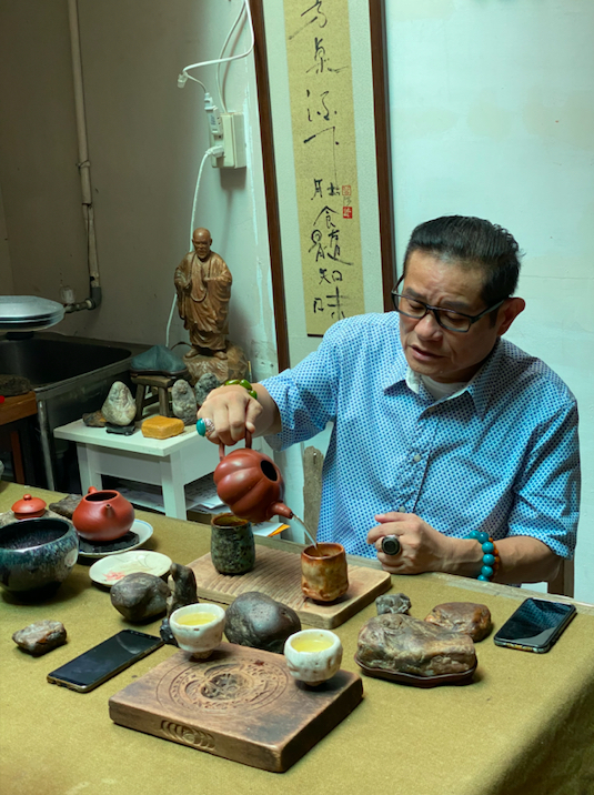 藝人許效舜分享「茶品收藏與文化發展」。   圖：許效舜／提供