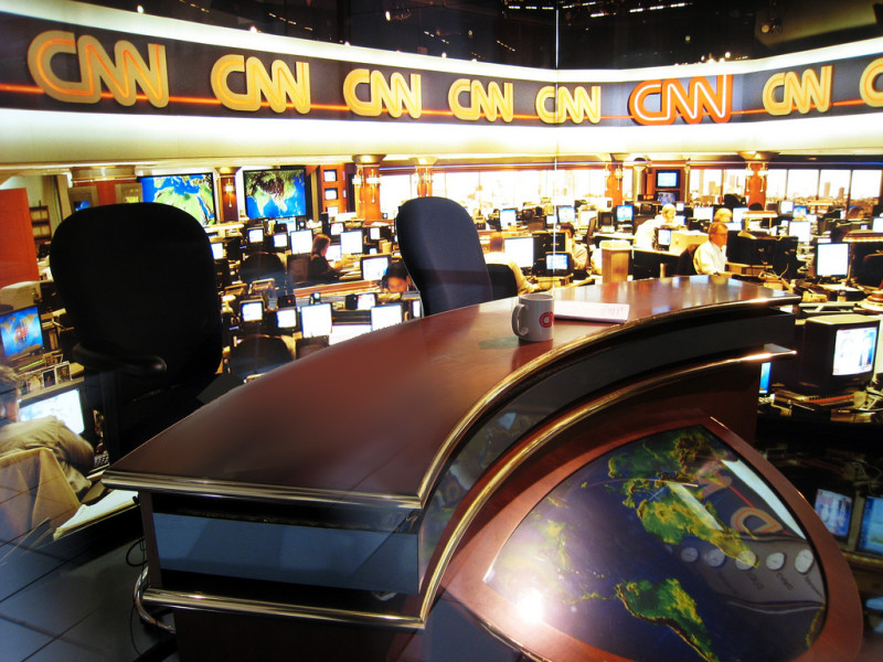 大豐電打算將原位於80台的境外新聞頻道CNN，移頻到52台。圖為CNN播報攝影棚。   圖：取自維基百科（資料照片）
