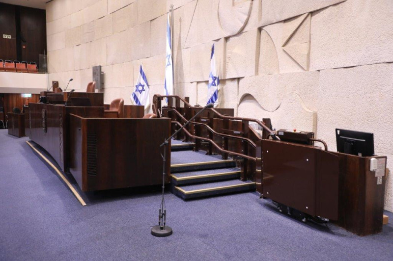 國會議員已初步同意一項解散國會的法案，升高以國2年內第4度舉行選舉的風險。   圖:取自facebook.com/TheKnesset