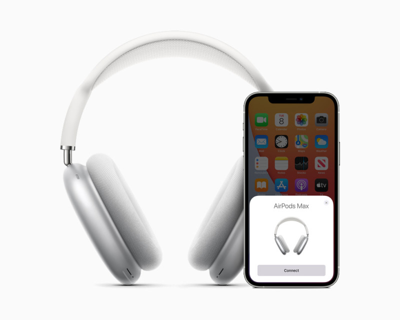 蘋果推出頭戴式降噪耳機AirPods Max，售價18,490台幣。   圖：翻攝自Apple