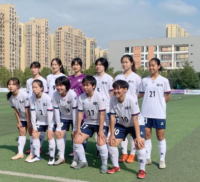 中國福州大學女子足球隊。   圖：翻攝自微博