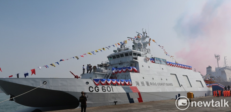 第一艘國建的安平號巡防艦交船   圖：林朝億/攝