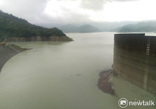 水利署南區水資源局表示，今日南台灣平地有出現降雨，但水庫上游並沒有明顯進帳(圖為曾文水庫)。   圖：新頭殻資料照片