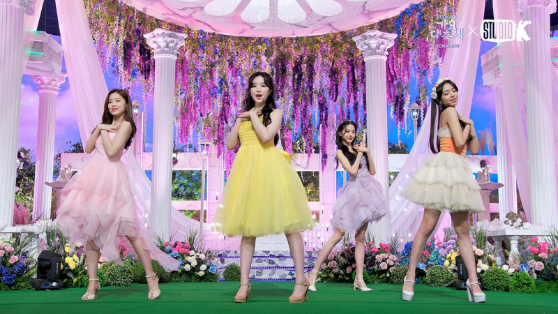 女團（G）I－DLE的台灣成員葉舒華（黃衣）在年末舞台上跳錯舞步，被網友批評「不專業」。   圖：截圖自YouTube  KBS Kpop