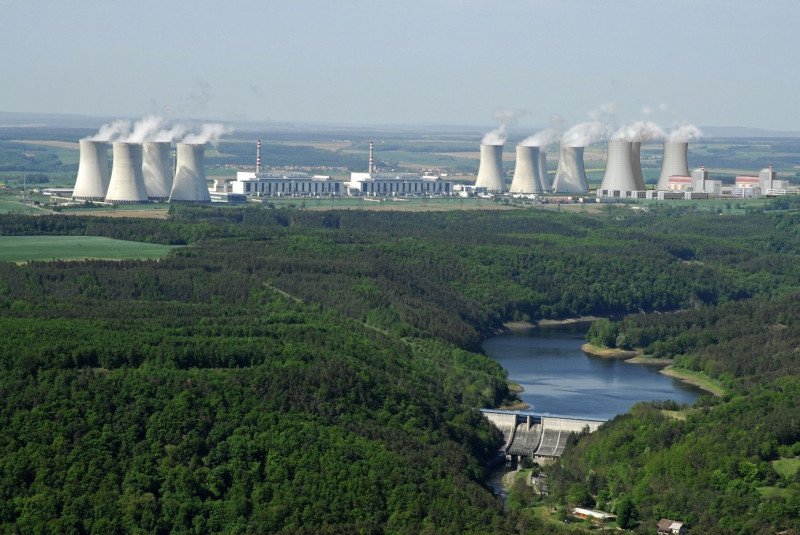 杜克瓦尼核電廠是捷克第一座、也是最大的一座，年發電量大約相當於全國總電能消耗的20%。   圖：翻攝自杜克瓦尼核電廠