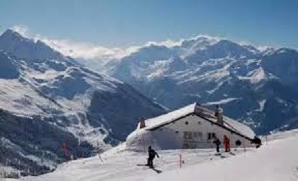 瑞士巴涅斯市的韋爾比耶滑雪度假勝地。   圖 : 翻攝自kknews